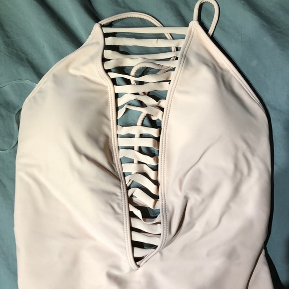 Forever 21 Raw Ladder Cutout OnePiece Bathing Suit - Picture 3 of 6